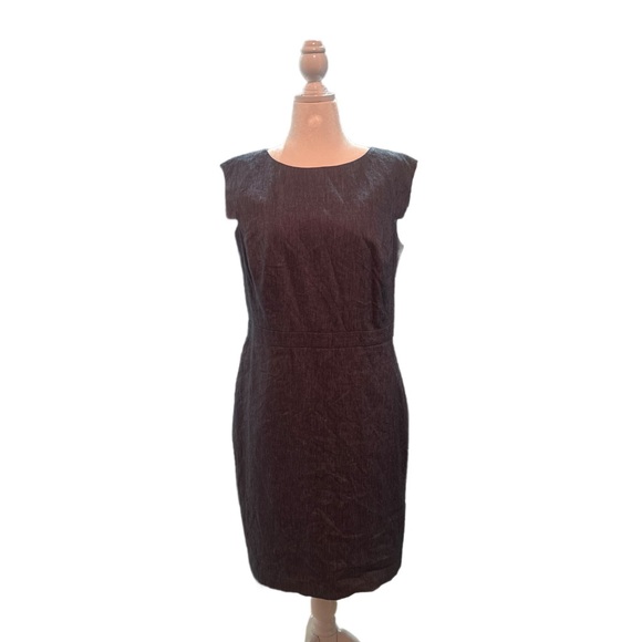 Ann Taylor Dresses & Skirts - Ann Taylor Classic Sleeveless Blue Sheath Dress